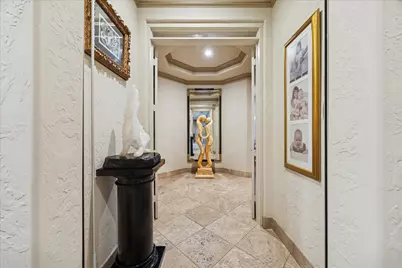 24 E Shady Lane, Houston, TX 77063 - Photo 13