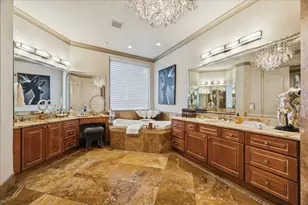 24 E Shady Ln, Houston, TX 77063 - Photo 17