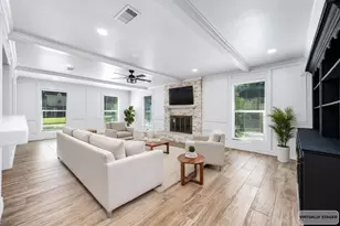 3511 Tree Ln, Houston, TX 77339 - Photo 5