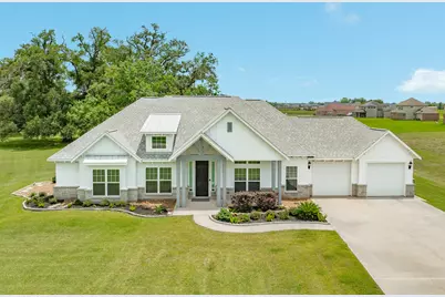 527 Lakeland Circle, Rosharon, TX 77583 - Photo 1