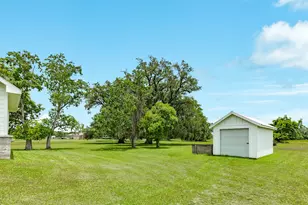 527 Lakeland Cir, Rosharon, TX 77583 - Photo 41