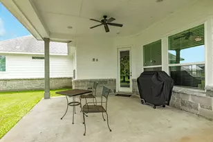 527 Lakeland Cir, Rosharon, TX 77583 - Photo 39