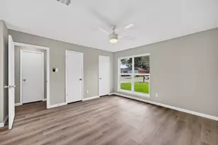 2402 Colonial Ridge Dr, Friendswood, TX 77546 - Photo 19