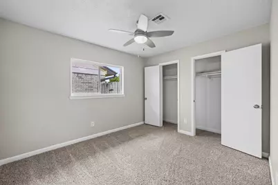 2402 Colonial Ridge Drive, Friendswood, TX 77546 - Photo 29