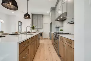 116 E 23rd St, Houston, TX 77008 - Photo 9