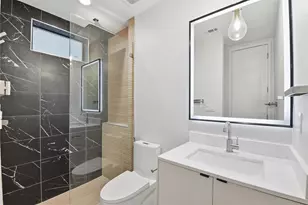 529 Memorial Heights Dr, Houston, TX 77007 - Photo 11