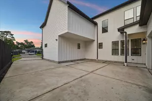 1767 De Milo Dr, Houston, TX 77018 - Photo 39