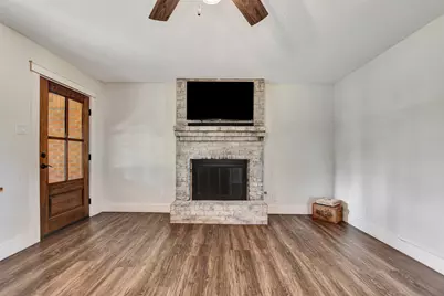 8542 Sloan Road, Midway, TX 75852 - Photo 9