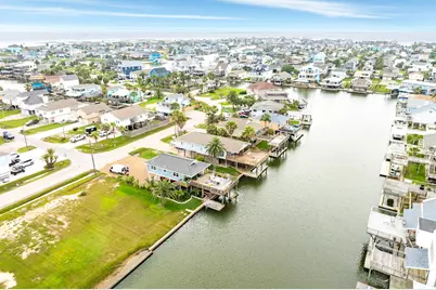 4653 Jamaica Cove Road, Jamaica Beach, TX 77554 - Photo 3