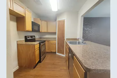 1003 Dyche Lane, Alvin, TX 77511 - Photo 5