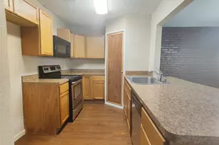 1003 Dyche Ln, Alvin, TX 77511 - Photo 5