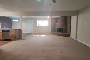 1003 Dyche Ln, Alvin, TX 77511 - Photo 3