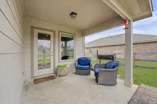 222 Kickapoo Dr, Anahuac, TX 77514 - Photo 7