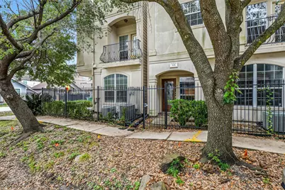 326 Malone Street, Houston, TX 77007 - Photo 1