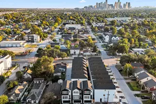 1206 Moody St, Houston, TX 77009 - Photo 29