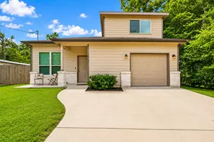 12789 Royal W Dr, Conroe, TX 77303 - Photo 3