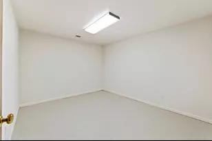 20420 Plaza Cir, Crosby, TX 77532 - Photo 29