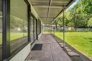 8327 Bonner Dr, Houston, TX 77017 - Photo 35