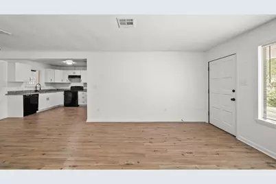 8327 Bonner Drive, Houston, TX 77017 - Photo 9