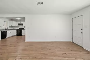 8327 Bonner Dr, Houston, TX 77017 - Photo 9