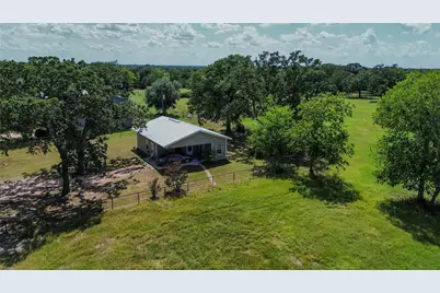 130 Sugar Hill Road, Carmine, TX 78932 - Photo 15