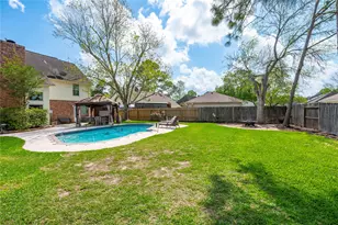 1407 W Castlewood Ave, Friendswood, TX 77546 - Photo 41