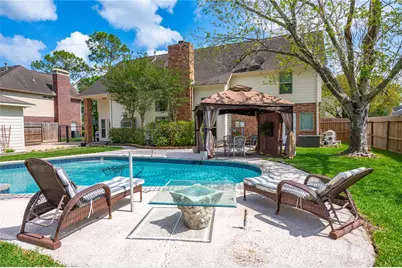 1407 W Castlewood Avenue, Friendswood, TX 77546 - Photo 39