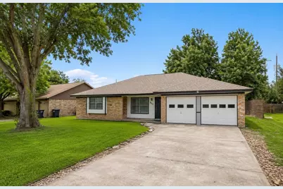 800 Midas Lane, Alvin, TX 77511 - Photo 1