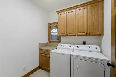 109 W Market Street, Fayetteville, TX 78940 - Photo 17
