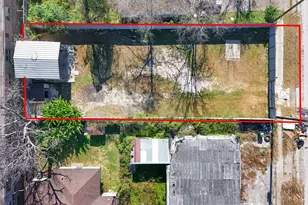 3930 Pickfair St, Houston, TX 77026 - Photo 9