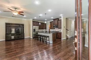 417 Marina View Dr, Webster, TX 77598 - Photo 5