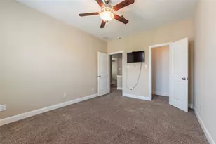 417 Marina View Dr, Webster, TX 77598 - Photo 29