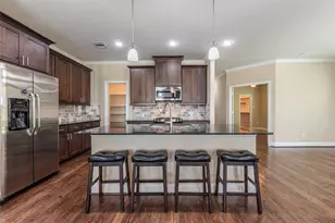 417 Marina View Dr, Webster, TX 77598 - Photo 9