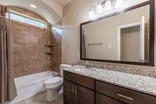 417 Marina View Dr, Webster, TX 77598 - Photo 33