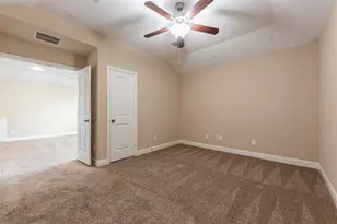 417 Marina View Dr, Webster, TX 77598 - Photo 37