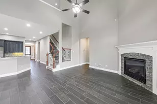 6718 Miller Shadow Ln, Sugar Land, TX 77479 - Photo 13