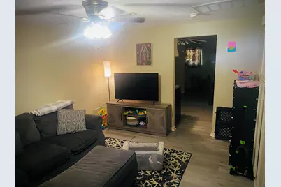 102 Avenue A, Willis, TX 77378 - Photo 5