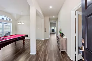 1529 Nacogdoches Valley Dr, League City, TX 77573 - Photo 5