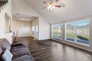 1529 Nacogdoches Valley Dr, League City, TX 77573 - Photo 13