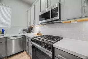 3033 Hicks St, Houston, TX 77007 - Photo 11