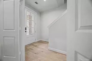 3033 Hicks St, Houston, TX 77007 - Photo 5