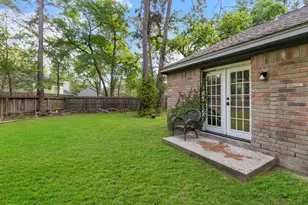 10 Rockridge Ct, The Woodlands, TX 77381 - Photo 33