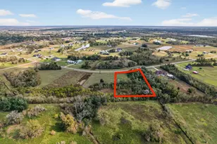 22818 Pittman Dr, Angleton, TX 77515 - Photo 1