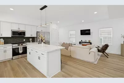 801 E 32nd 1/2 Street #A, Houston, TX 77022 - Photo 17