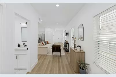 801 E 32nd 1/2 Street #A, Houston, TX 77022 - Photo 3