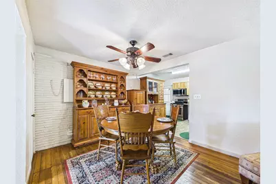 212 Elm Street, Lake Jackson, TX 77566 - Photo 11