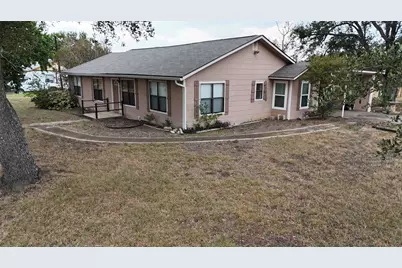 307 5th Street, Sutherland Springs, TX 78161 - Photo 5