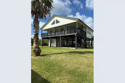 163 County Road 299, Sargent, TX 77414 - Photo 7