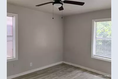 5954 Doolittle Boulevard, Houston, TX 77033 - Photo 11