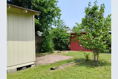 5954 Doolittle Boulevard, Houston, TX 77033 - Photo 29